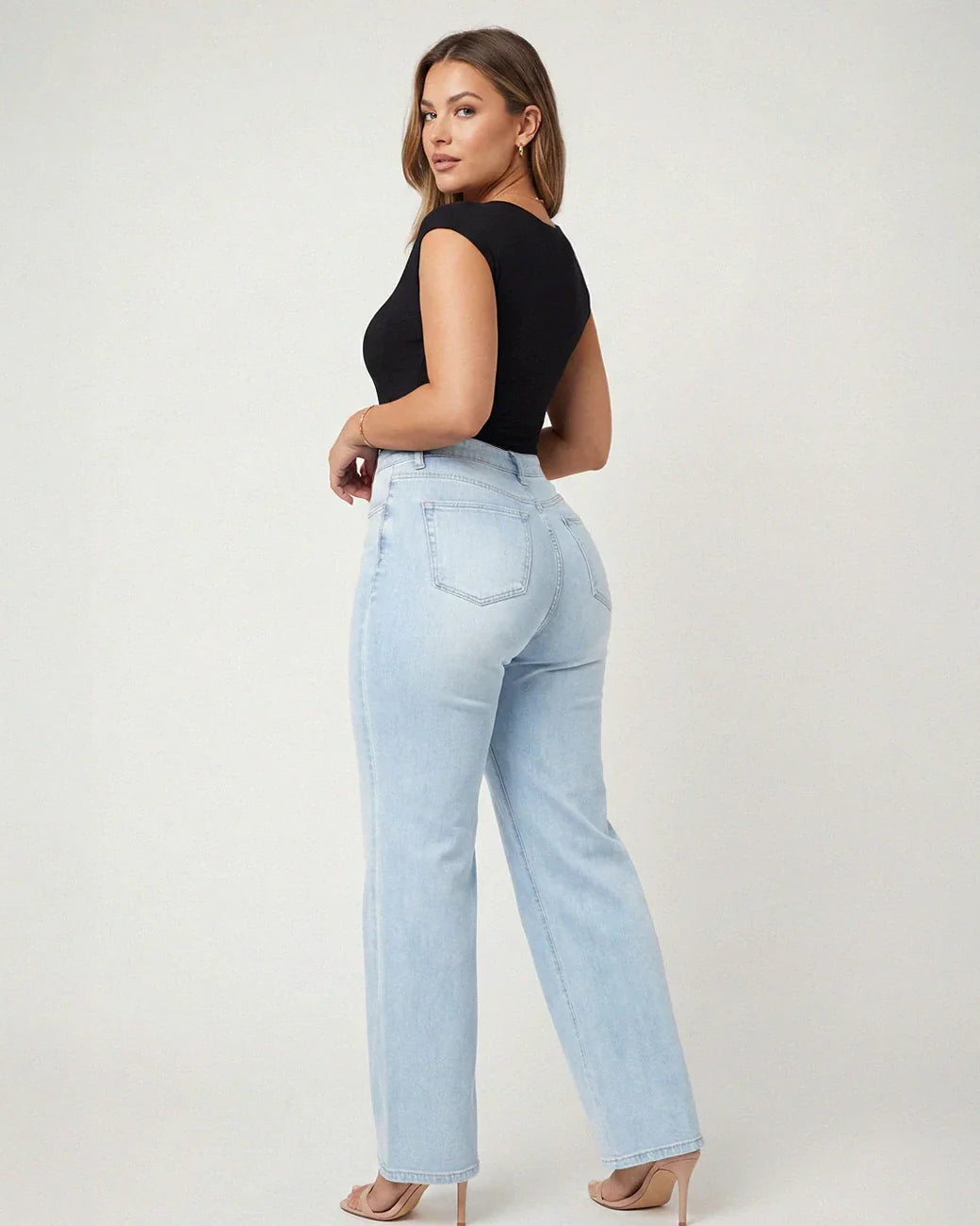 Linnea – Mid Rise BBL Wide Leg Jeans
