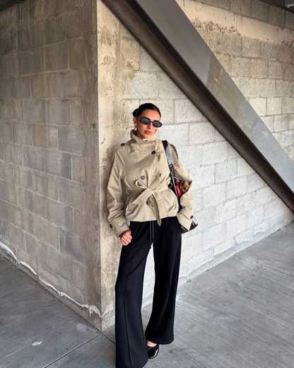 Millie – Cropped Trench Coat for Effortless Autumn Elegance