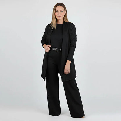 Lucy – Elegant 3-Piece Stretch Set