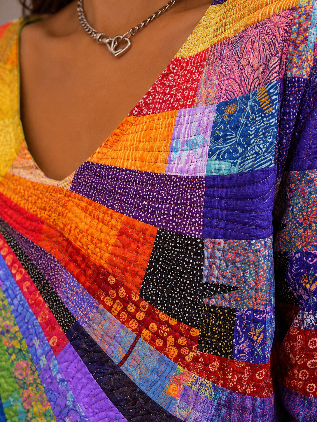 Virtues | Multicolour Vintage V-Neck T-Shirt