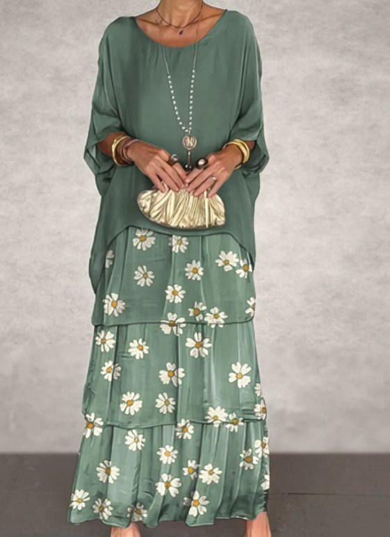 Lara | Elegant Fluid Maxi Dress