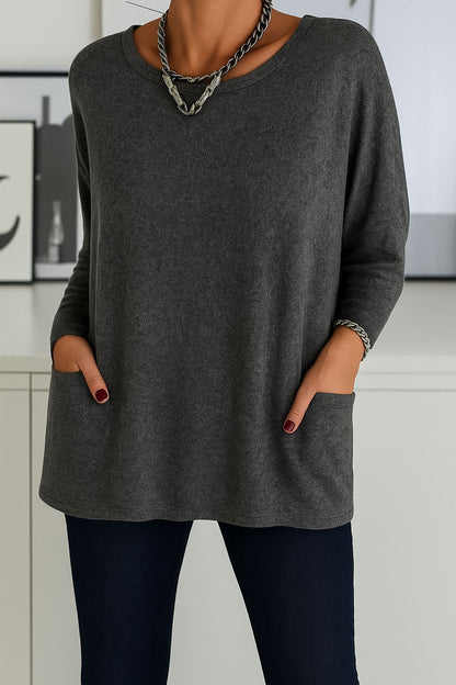 Thelma – Flowing Soft Top for Everyday Elegance