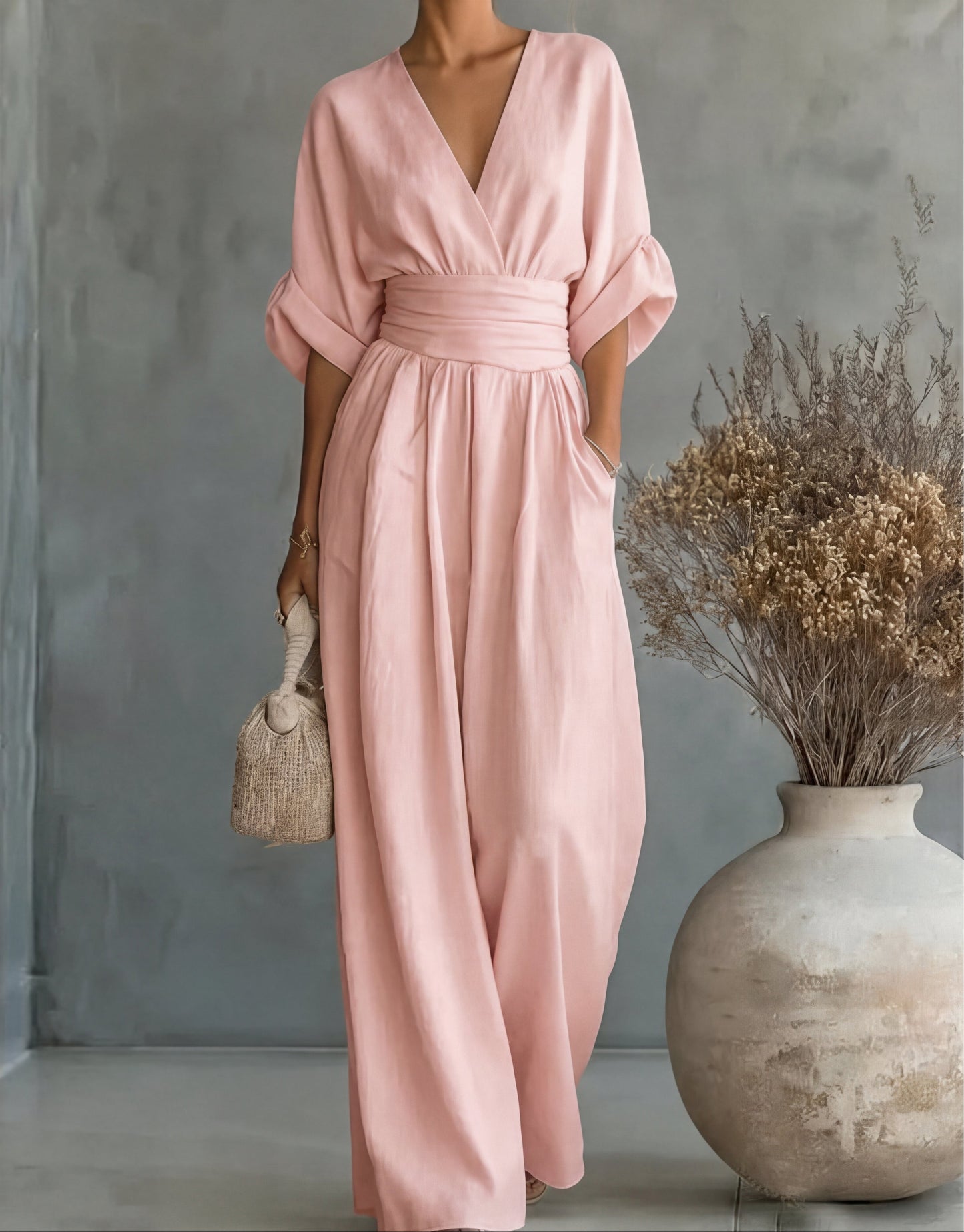 Kloe – Elegant V-Neck Wide-Leg Jumpsuit