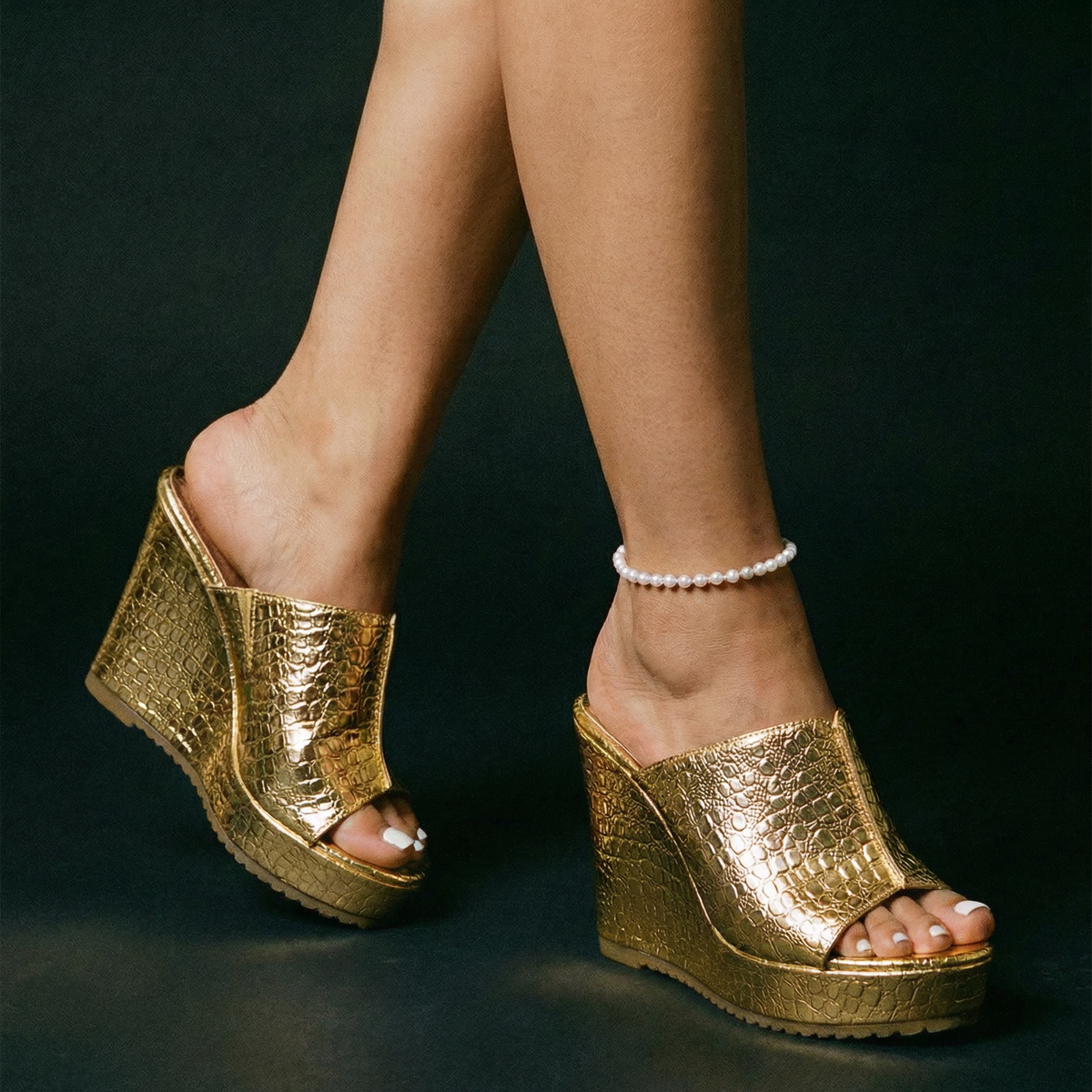 Selene LuxeShine Wedges